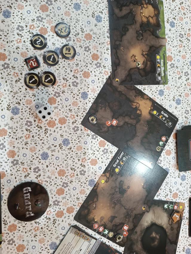 Legends Untold: Weeping Caves Novice Set on the table, photo by Viafora - Francesc