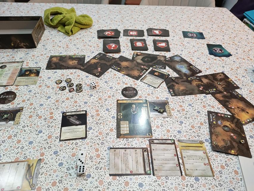 Legends Untold: Weeping Caves Novice Set on the table, photo by Viafora - Francesc