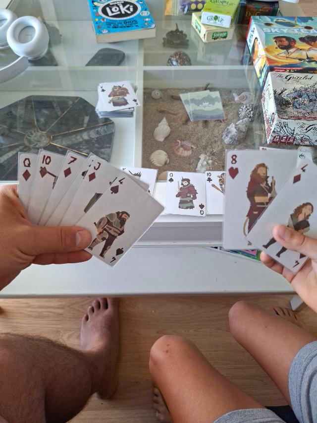 Regicide on the table, photo by Artur Rodríguez Coma
