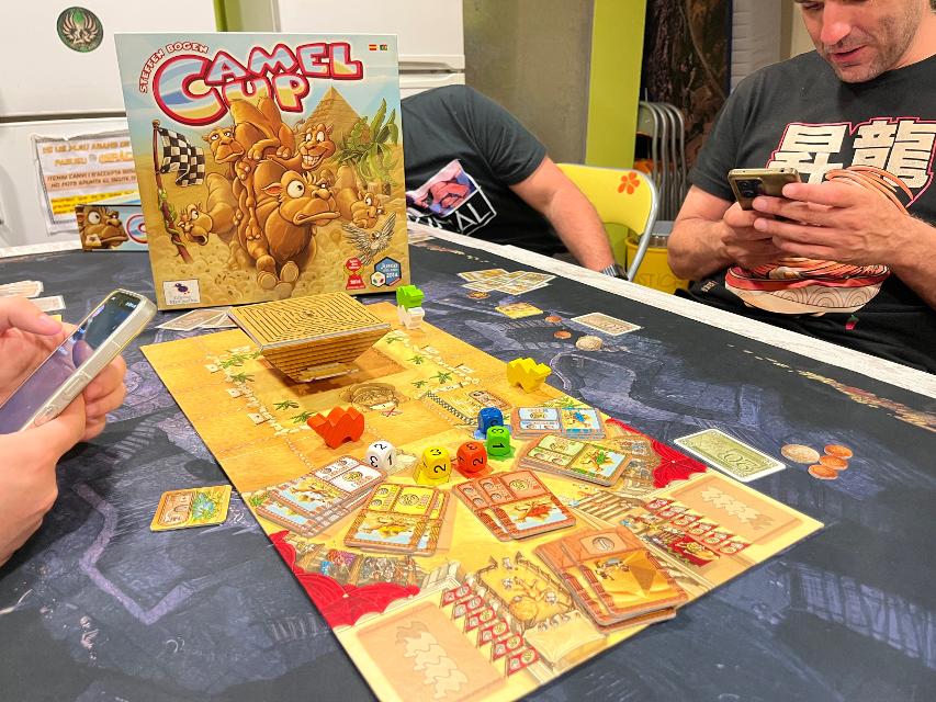 Camel Up! на столе, фото: Bruno Circulo Friki
