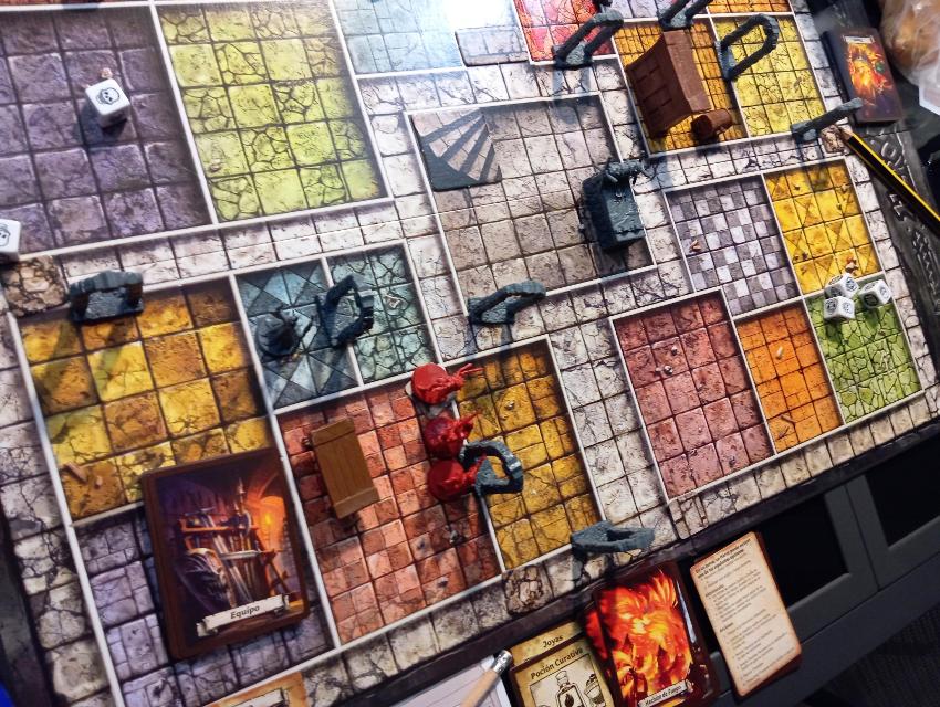 HeroQuest Advanced Quest na stole, foto: Estepo Estepoes