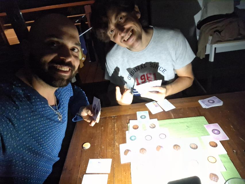 Truffle Shuffle on the table, photo by Artur Rodríguez Coma