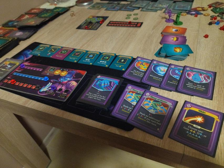 桌上的Slay the Spire: The Board Game,照片来自 Grin