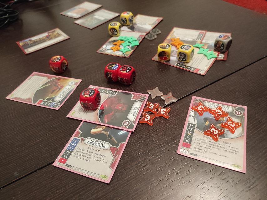 Star Wars: Destiny on the table, photo by Pauliss