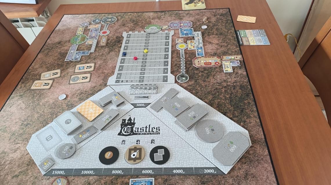 Castles of Mad King Ludwig on the table, photo by Tazmanian