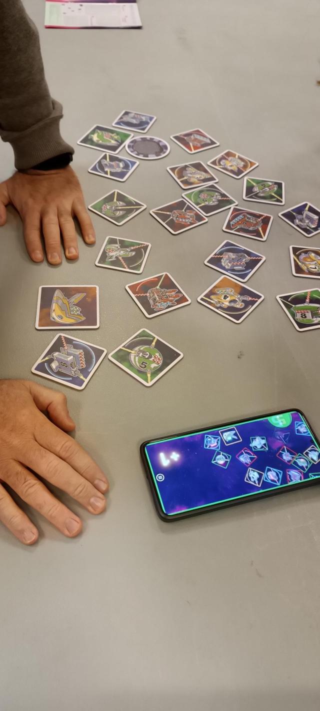 Light Speed: Arena on the table, photo by Viafora - Francesc