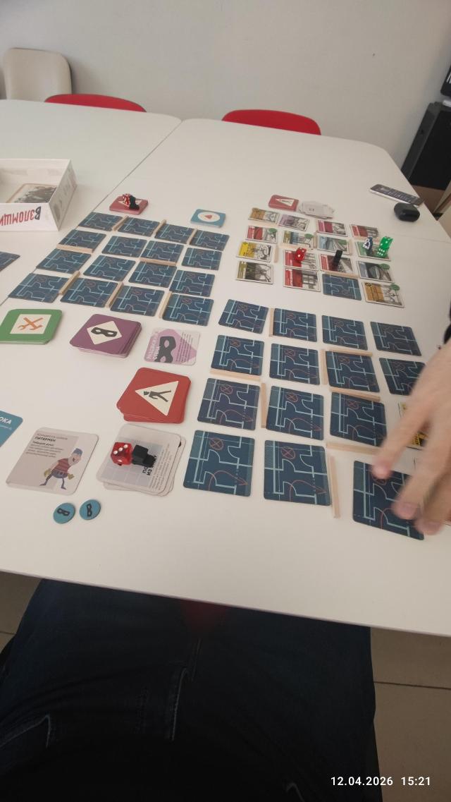 Burgle Bros. на масата, снимка: FazerGD