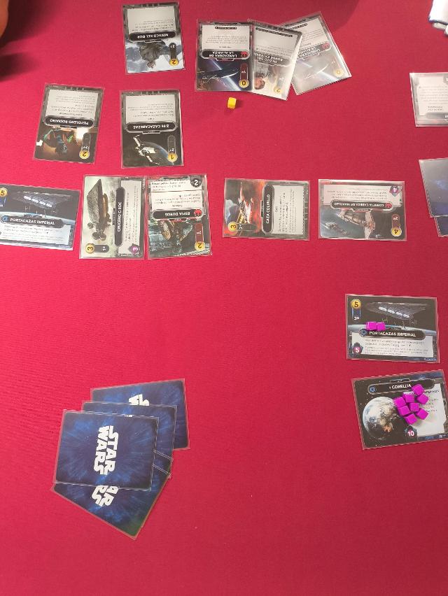 Star Wars: The Deckbuilding Game på bordet, foto af Heldisil