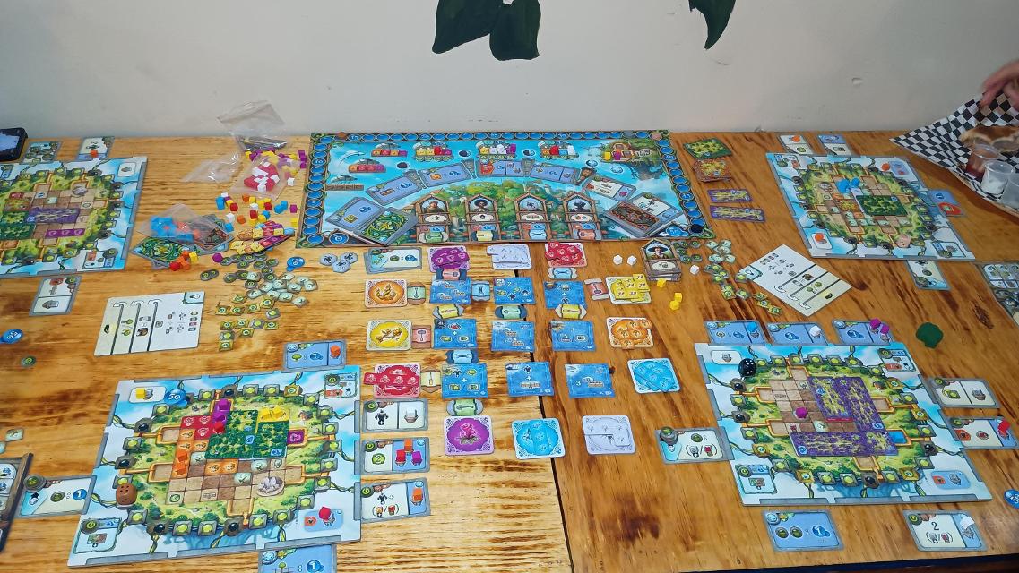 Planta Nubo on the table, photo by Ulisesf2