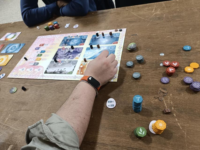 Inori on the table, photo by Alessia Celadin
