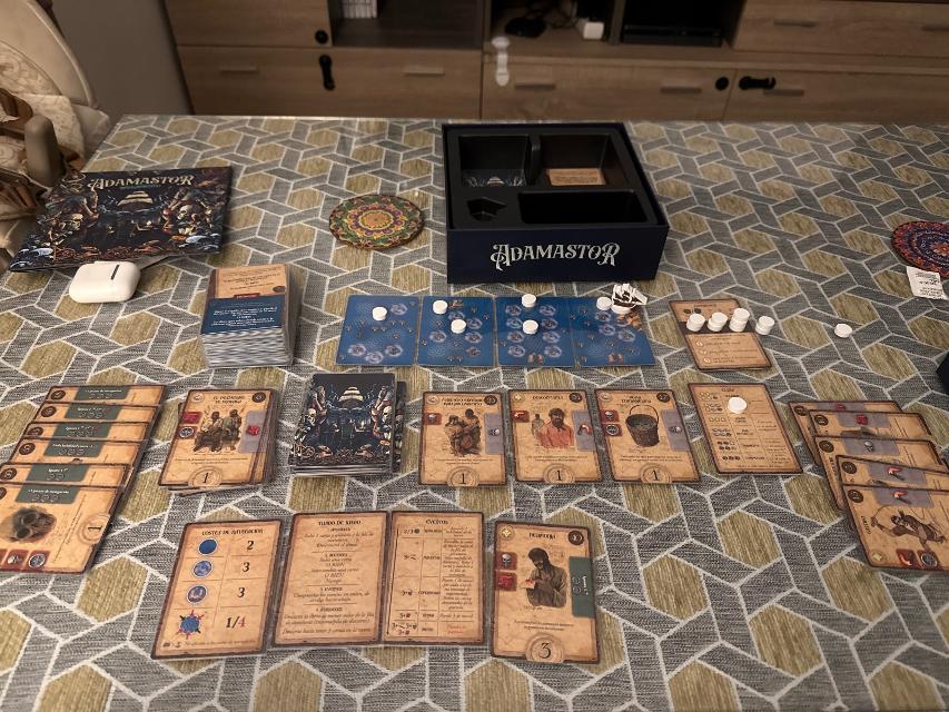 Adamastor on the table, photo by Noel