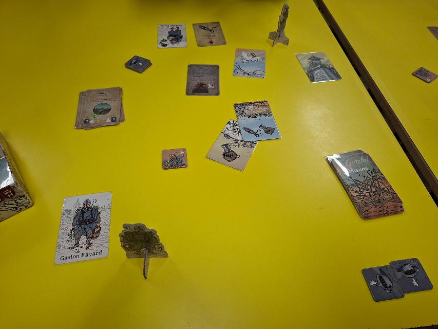 The Grizzled on the table, photo by Artur Rodríguez Coma