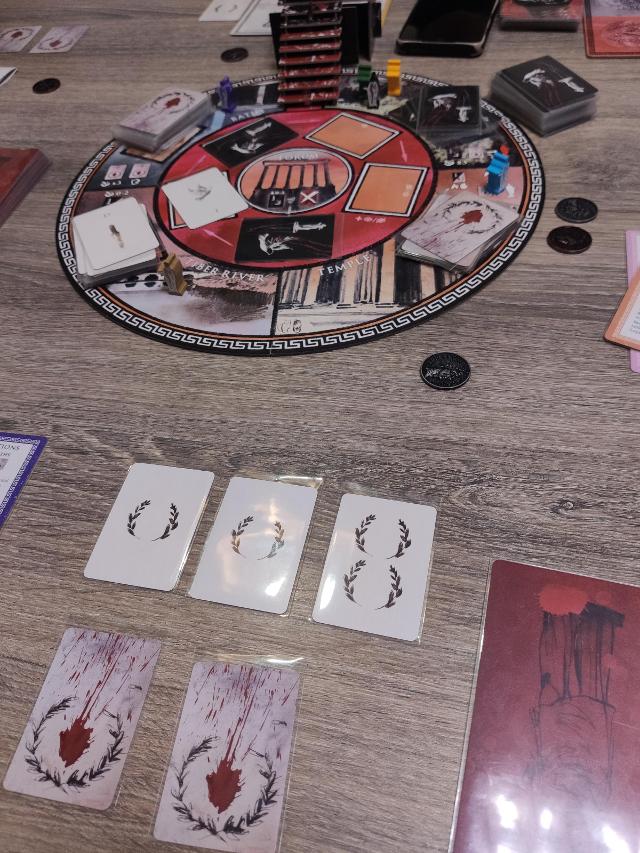 23 Knives on the table, photo by tienlevy