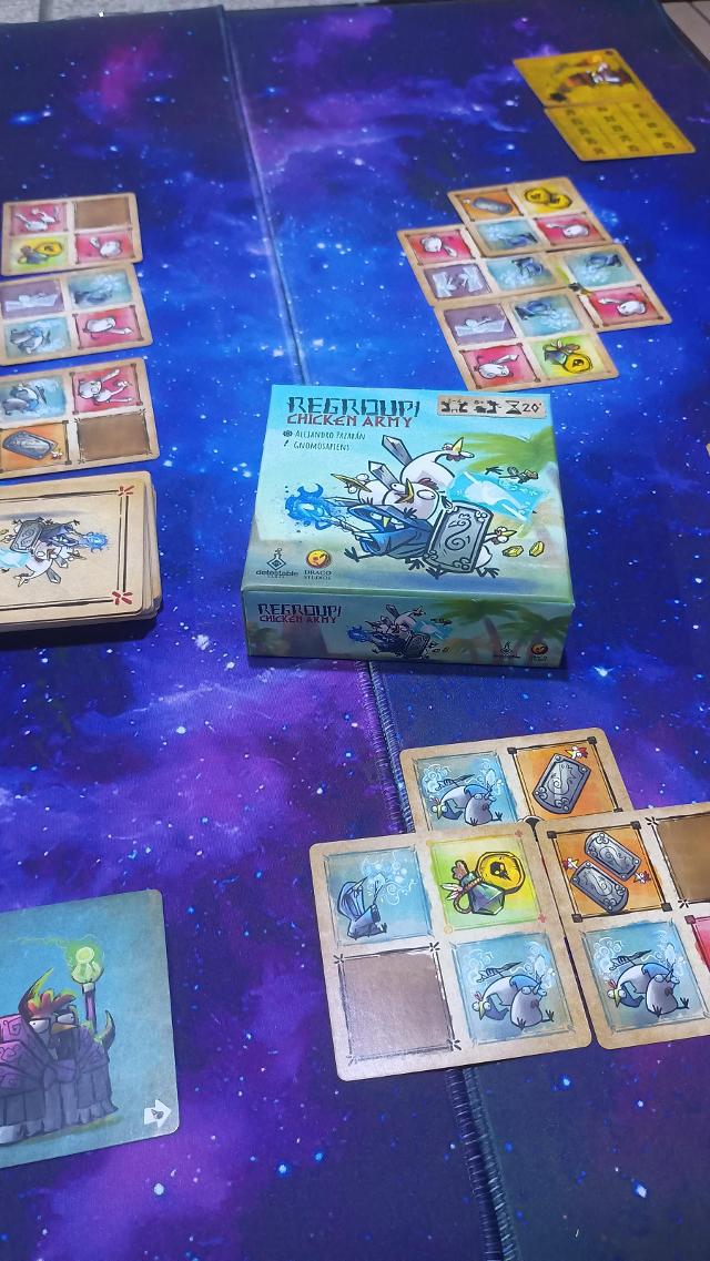 Regroup! Chicken Army on the table, photo by Ulisesf2