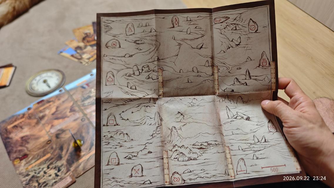 Al-Kahuf sobre la mesa, foto de FazerGD