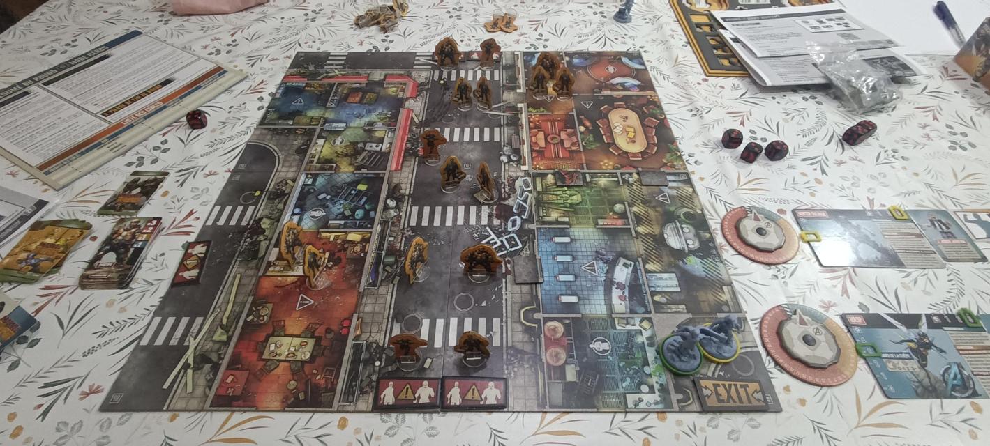 Marvel Zombies: Heroes' Resistance on the table, photo by Viafora - Francesc