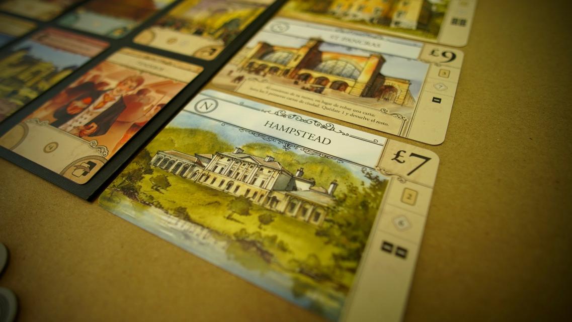 London (Second Edition) on the table, photo by Andres
