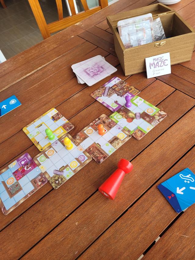 テーブル上のMagic Maze(写真:Koa)