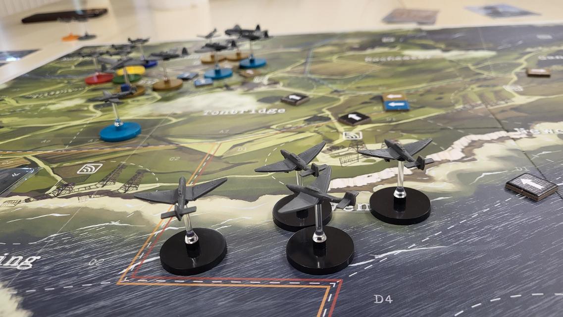 303 Squadron på bordet, foto af Borja Giner