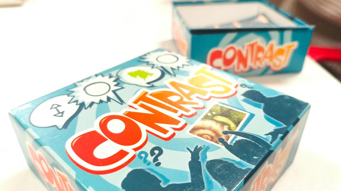 Contrast on the table, photo by Mochilo