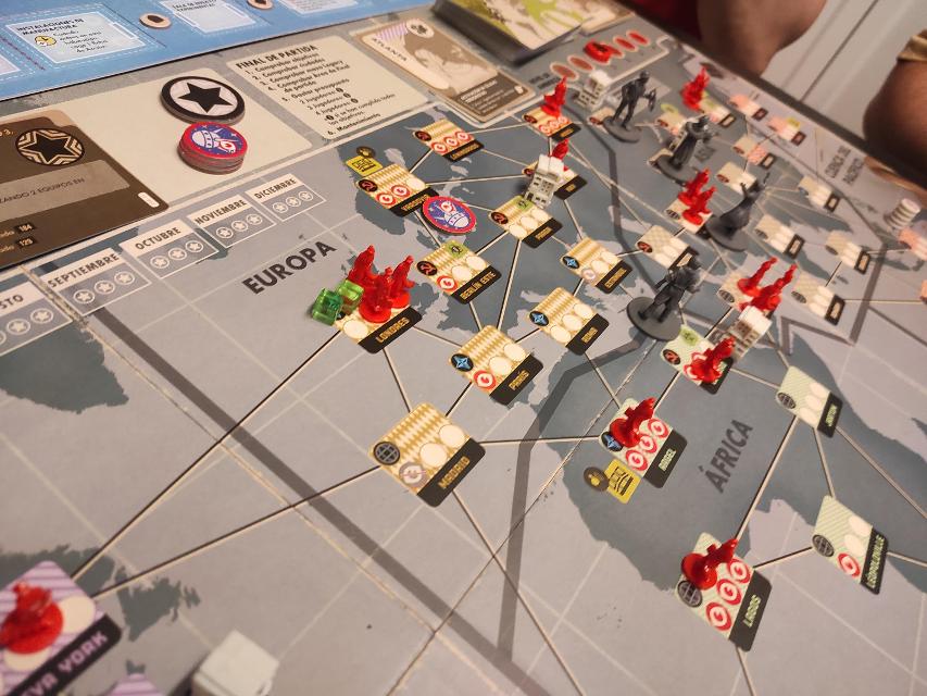 Pandemic Legacy: Season 0 على الطاولة، صورة من Cainneth