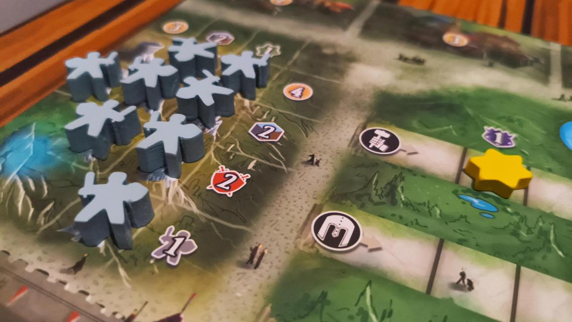 Margraves of Valeria on the table, photo by Mochilo