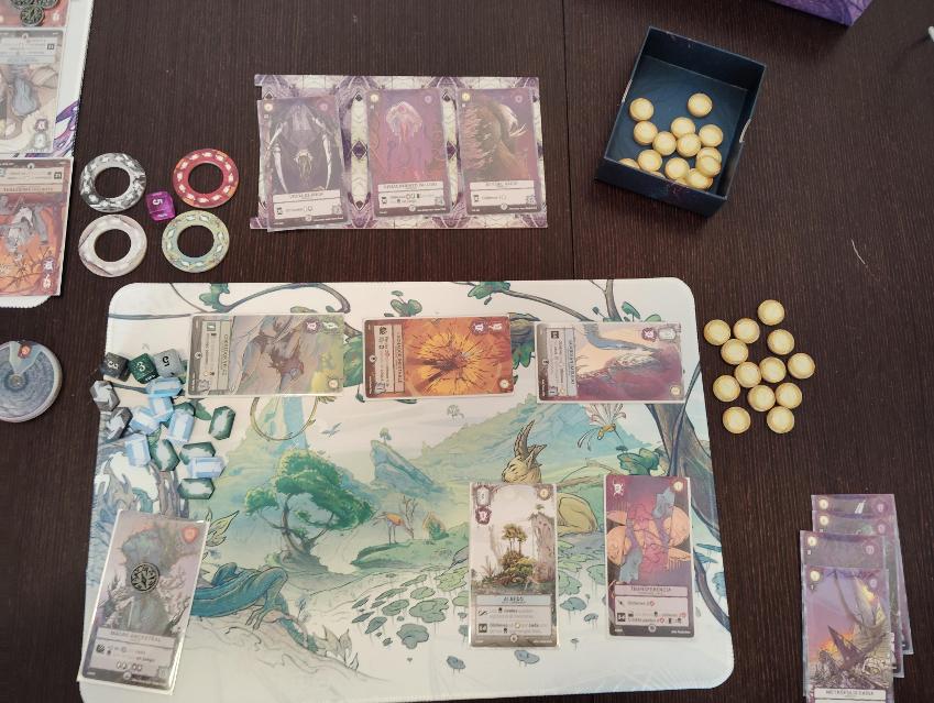 Etherstone sobre la mesa, foto de Juniss
