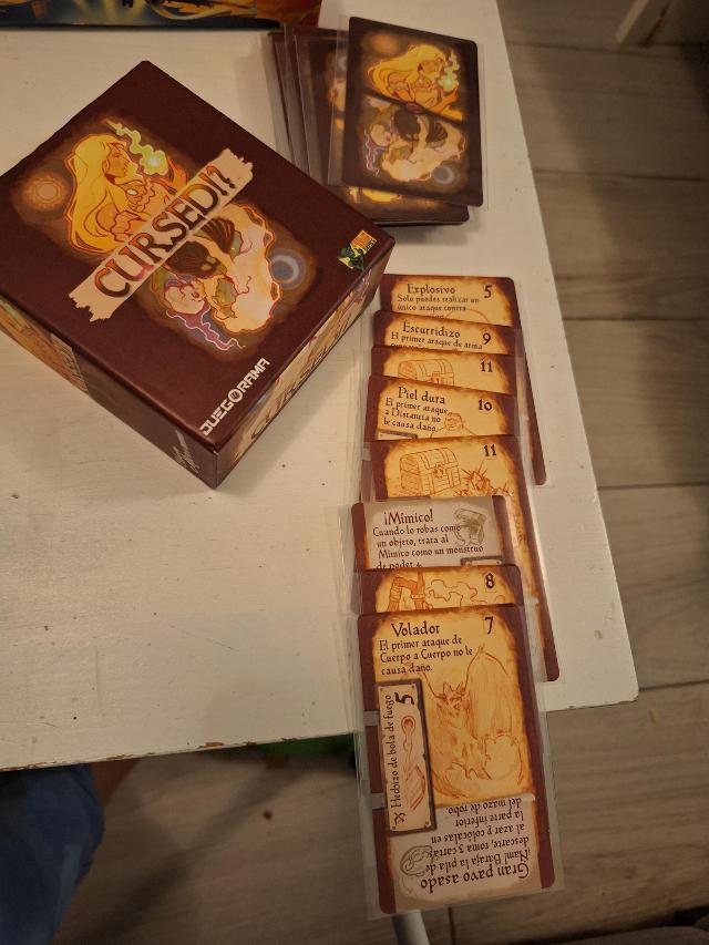 Cursed!? on the table, photo by Artur Rodríguez Coma
