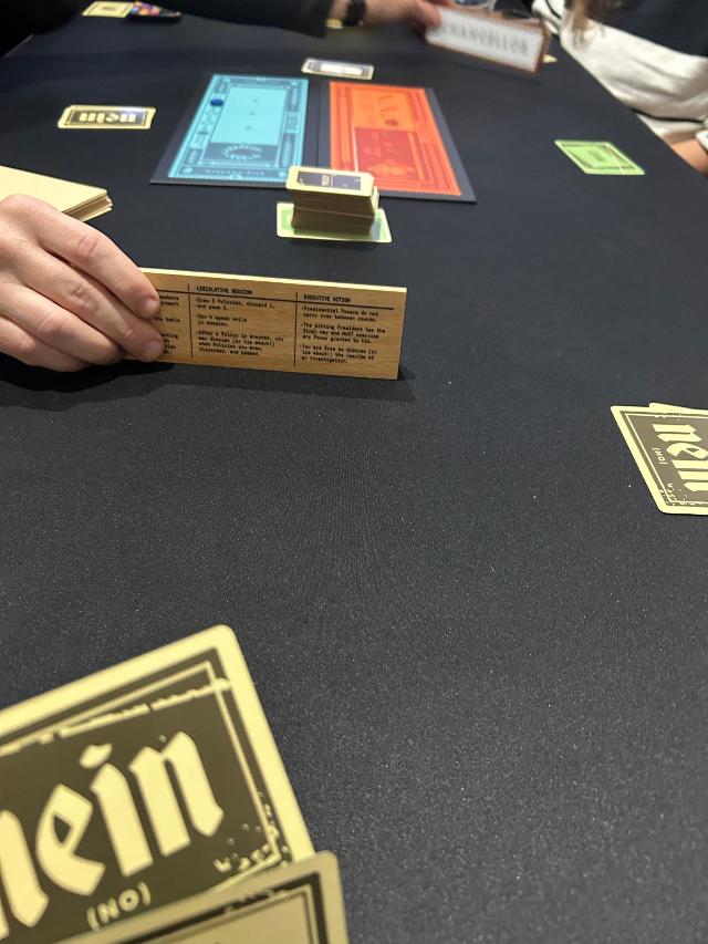 Secret Hitler auf dem Tisch, Foto von David
