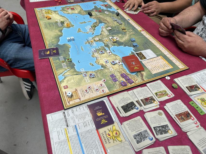 Time of Crisis: The Roman Empire in Turmoil, 235-284 AD on the table, photo by Enol Martínez Pérez “MrTaikyo”