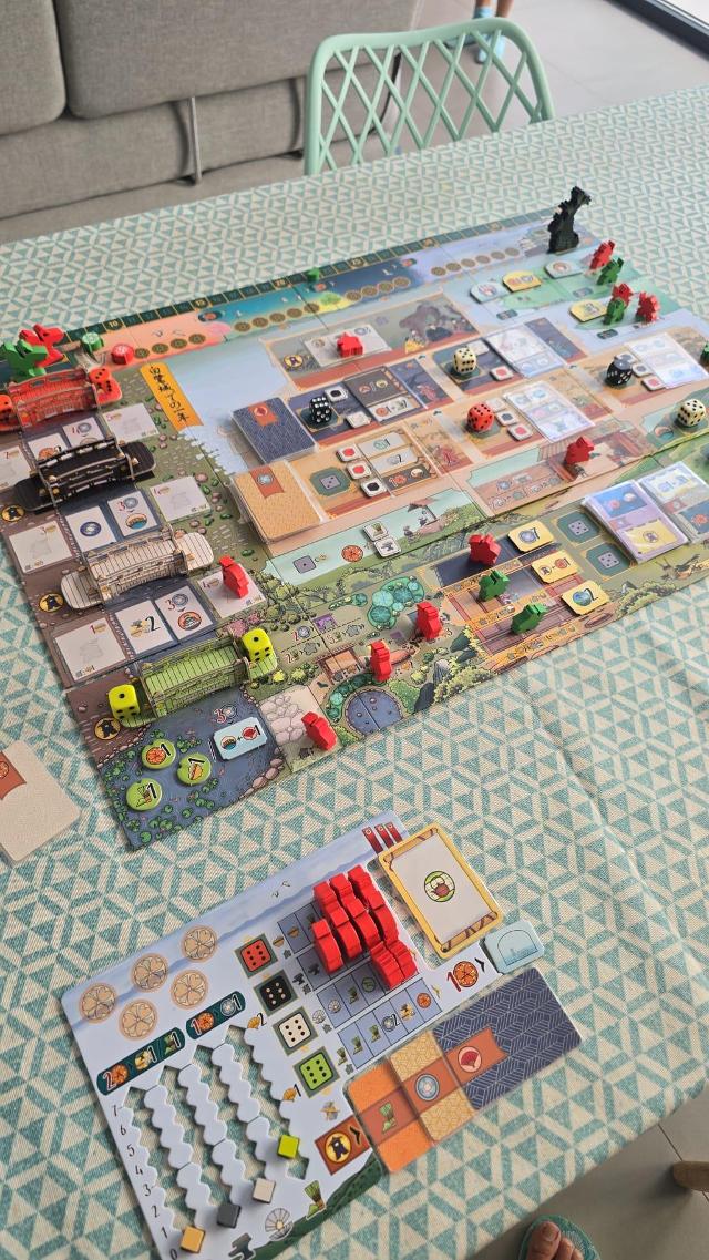 The White Castle on the table, photo by Daniel Martín Romo Parra