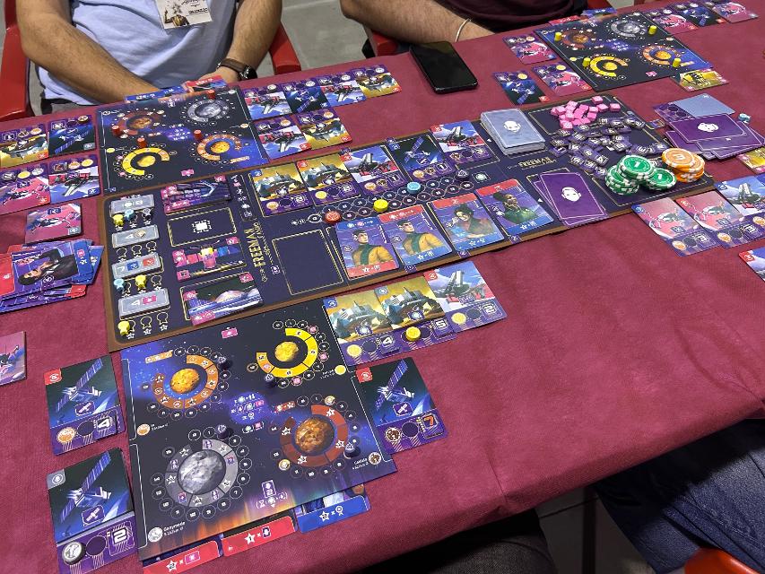 Galileo Project on the table, photo by Enol Martínez Pérez “MrTaikyo”