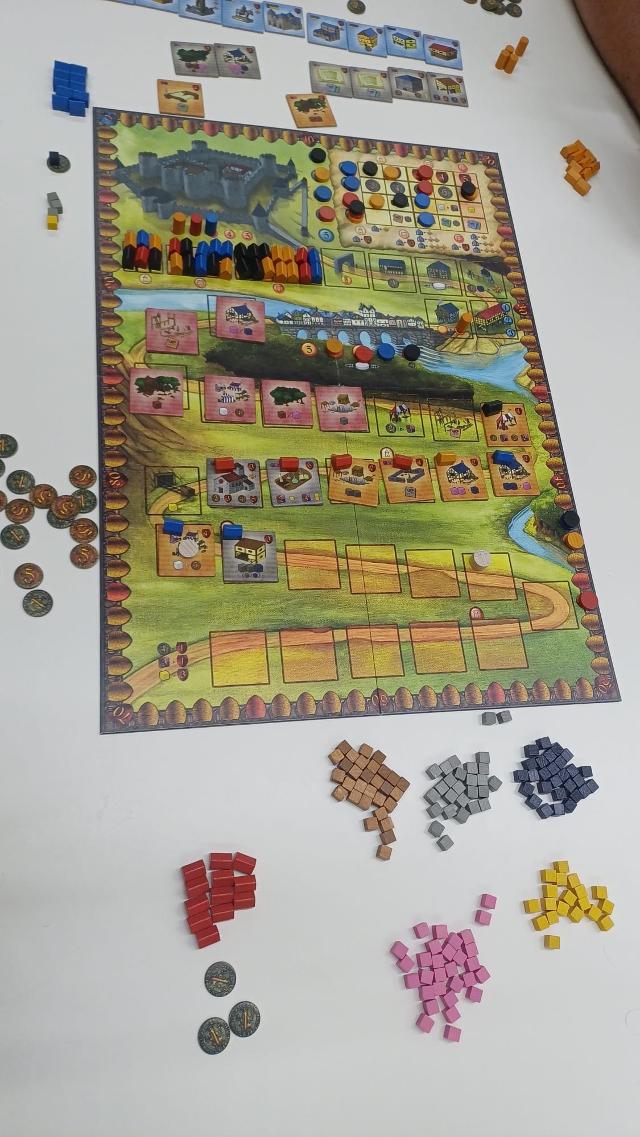 Caylus on the table, photo by David