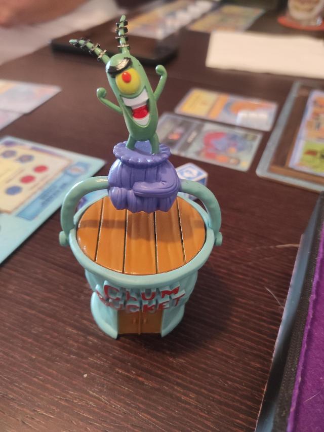 SpongeBob SquarePants: Plankton Rising on the table, photo by Pauliss