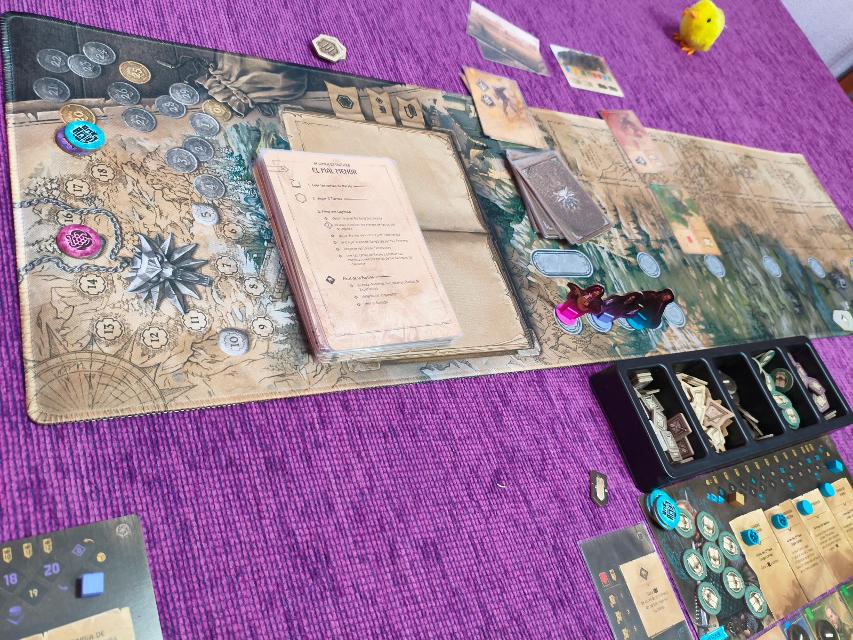 The Witcher: Pfad Des Schicksals auf dem Tisch, Foto von Diego