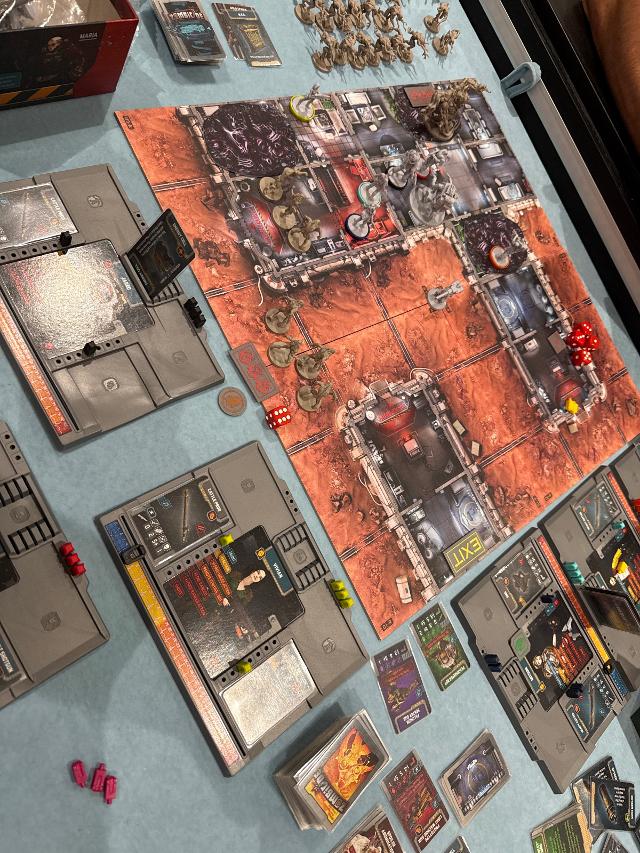 Zombicide: Invader op tafel, foto van neogeneration
