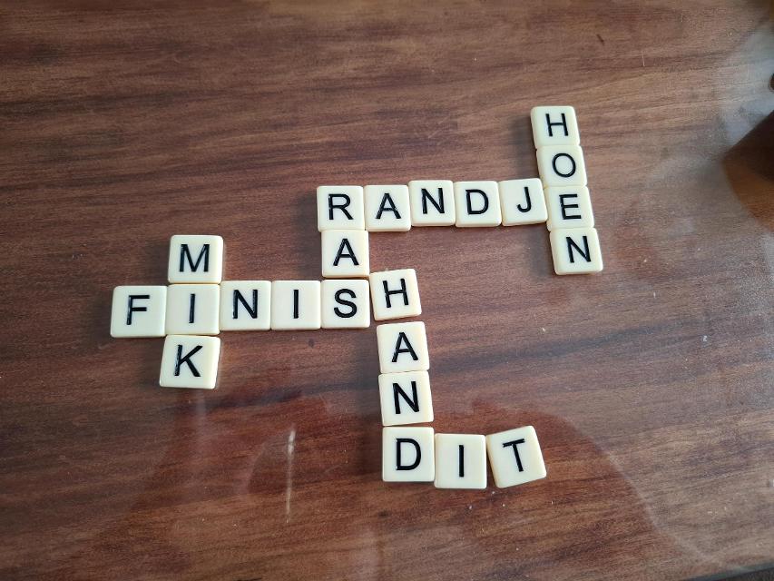 Bananagrams on the table, photo by Johanna Sijbel